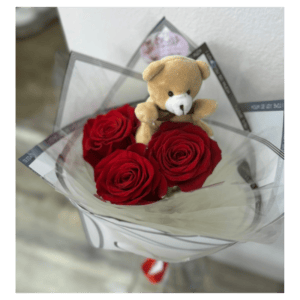 Buchet trandafiri cu ursuleț