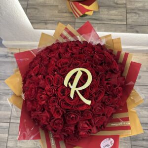 Buchet 101 roșii de Ecuador