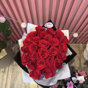 Buchet trandafiri roșii
