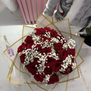 Buchet Rose gypsophila